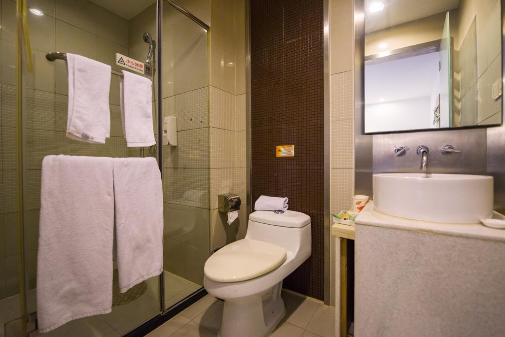 Motel Shanghai Hongqiao Beixinjing Metro Station Tianshan Road エクステリア 写真
