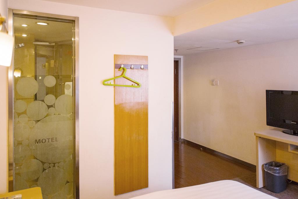 Motel Shanghai Hongqiao Beixinjing Metro Station Tianshan Road エクステリア 写真
