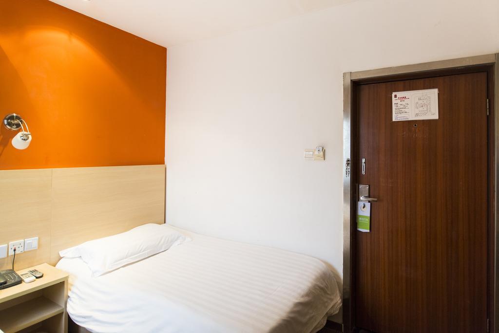 Motel Shanghai Hongqiao Beixinjing Metro Station Tianshan Road エクステリア 写真